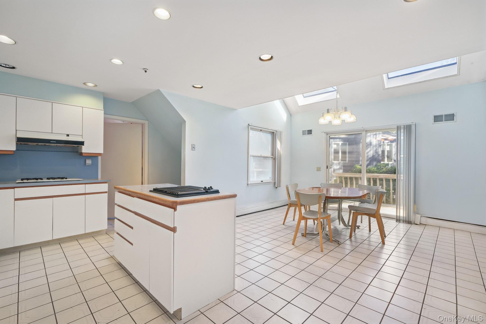 125 Bramblebrook Road, Ardsley, NY 10502