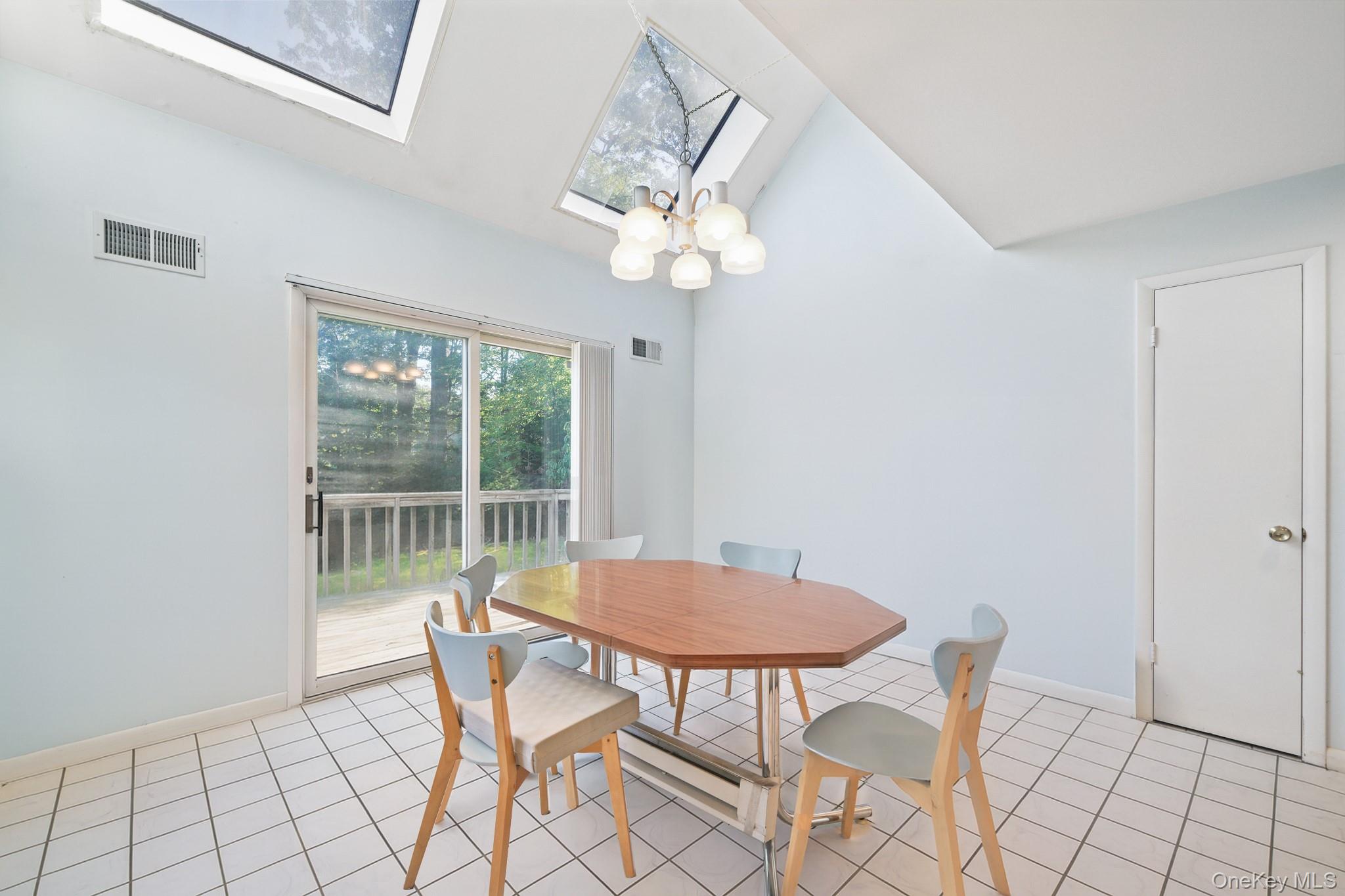 125 Bramblebrook Road, Ardsley, NY 10502