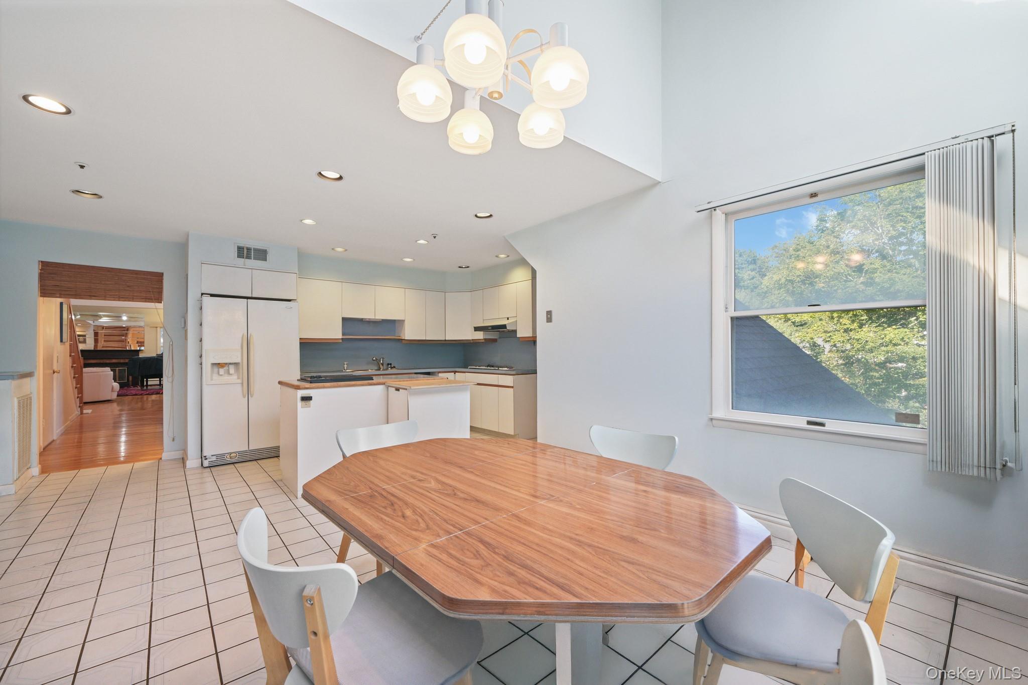 125 Bramblebrook Road, Ardsley, NY 10502