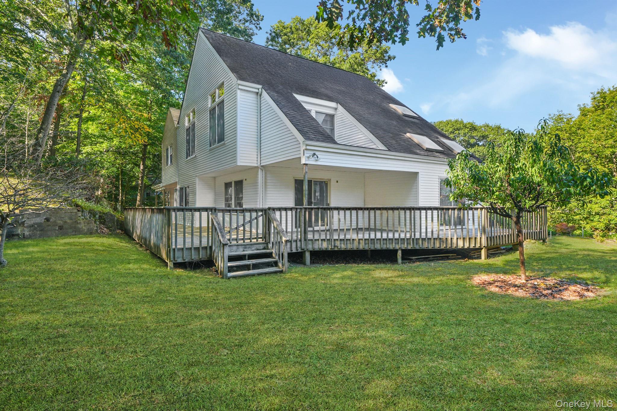 125 Bramblebrook Road, Ardsley, NY 10502