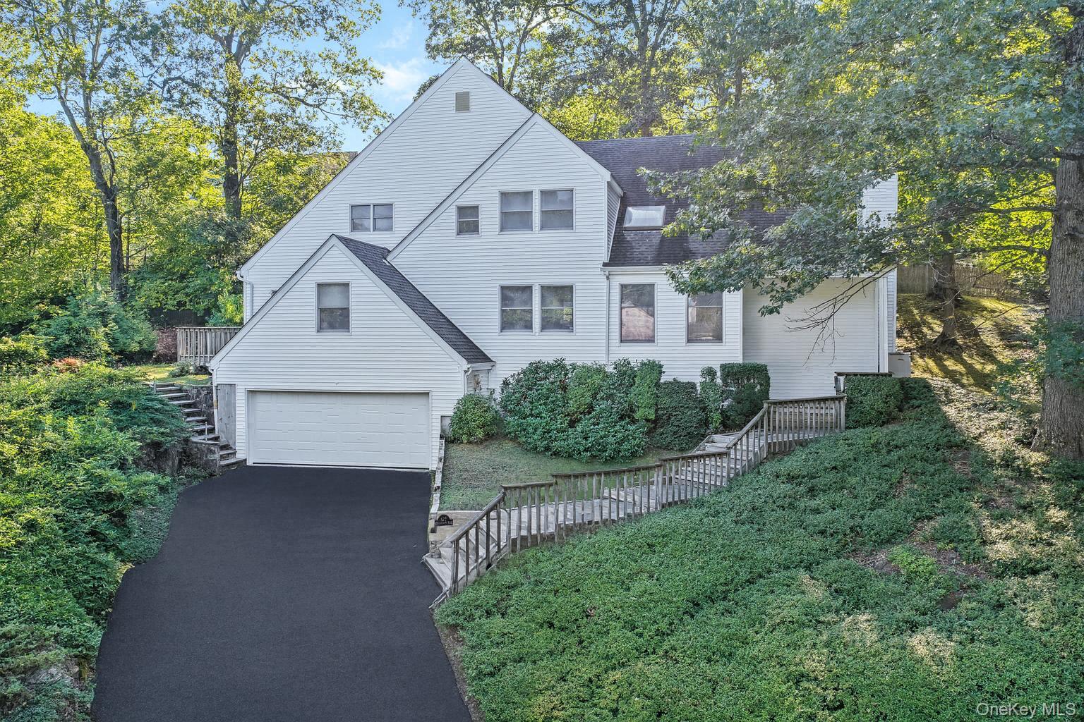 125 Bramblebrook Road, Ardsley, NY 10502