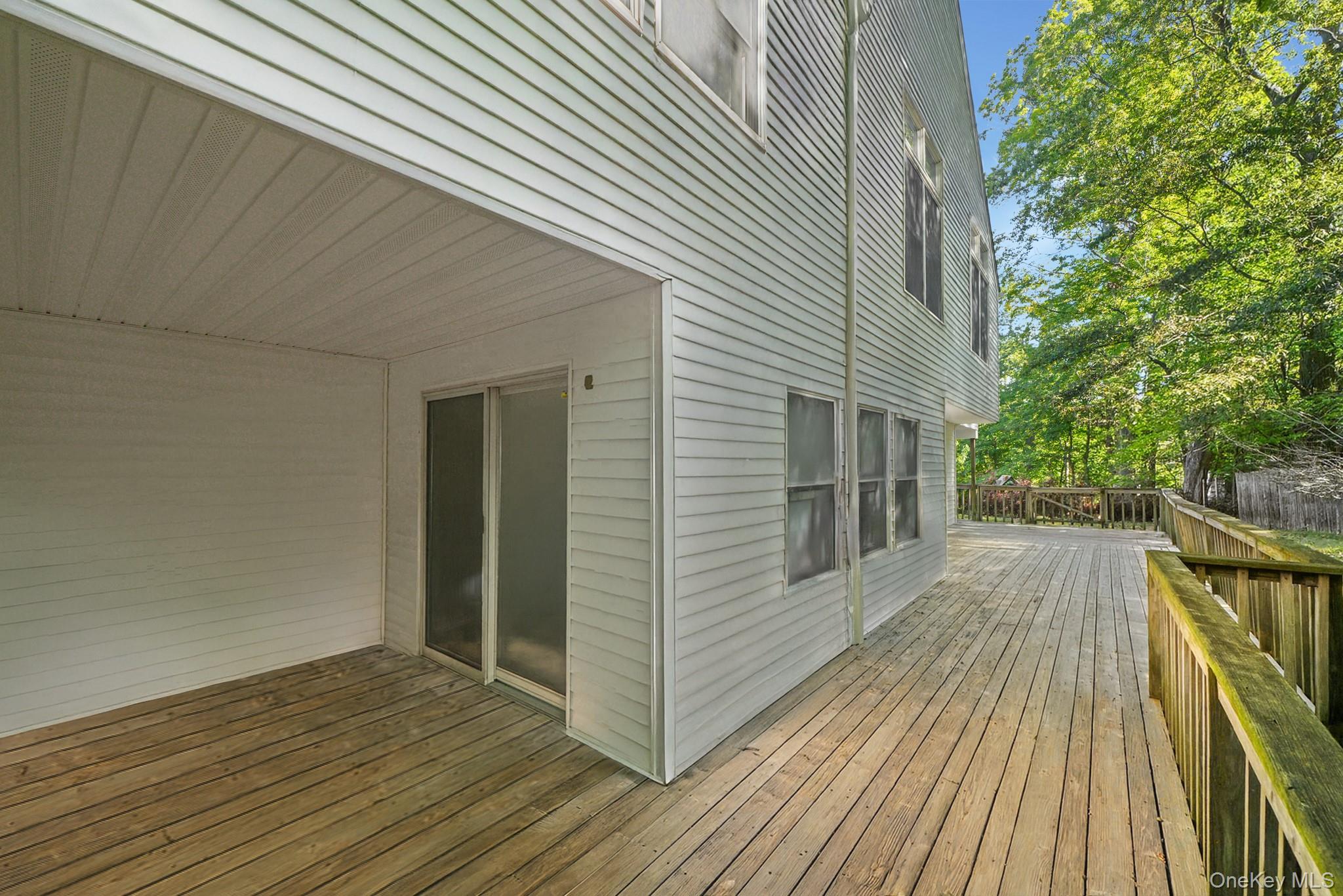 125 Bramblebrook Road, Ardsley, NY 10502