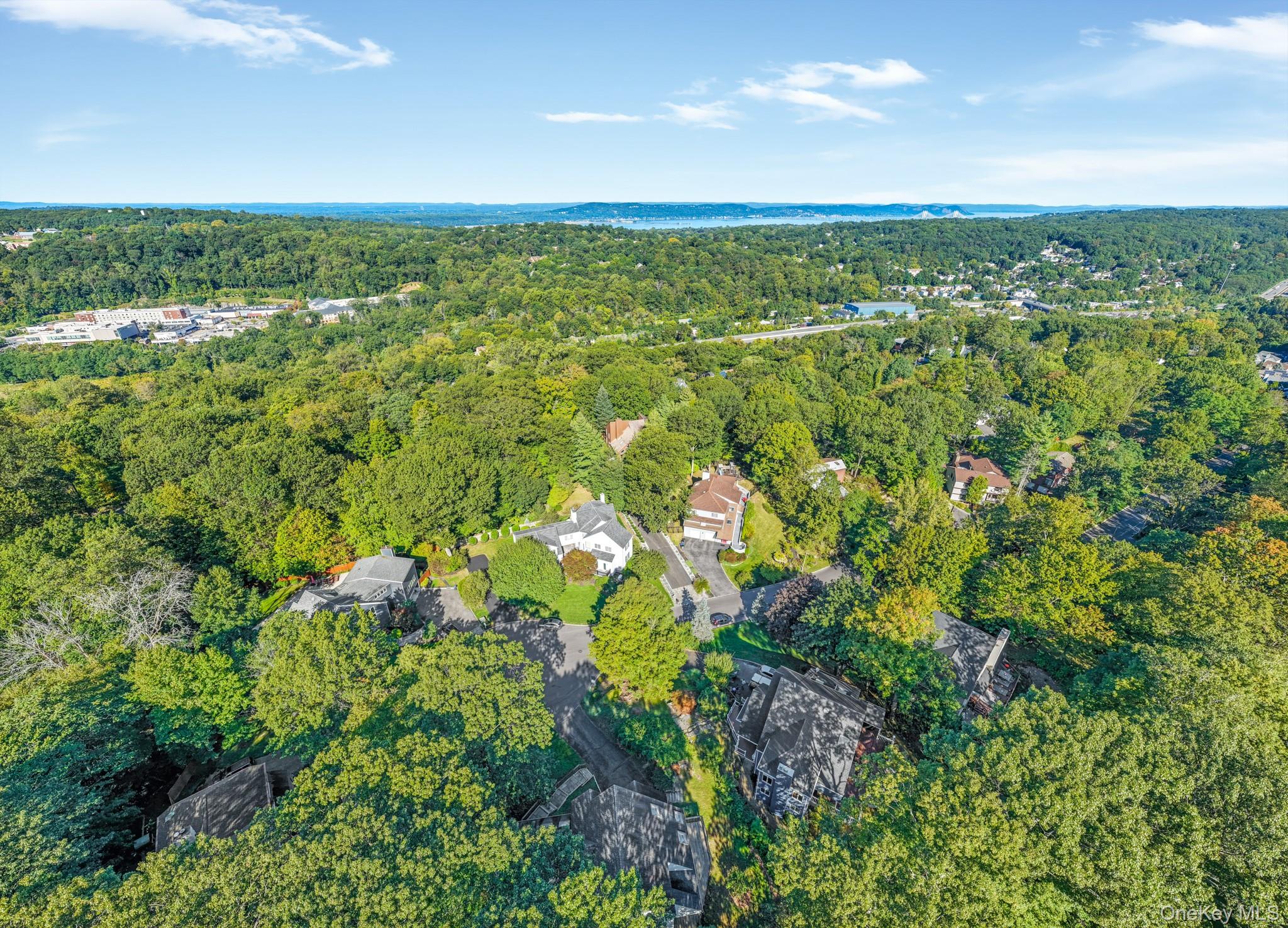 125 Bramblebrook Road, Ardsley, NY 10502