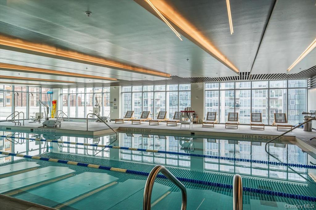 13336 37 Avenue # 11H, Flushing, NY 11354