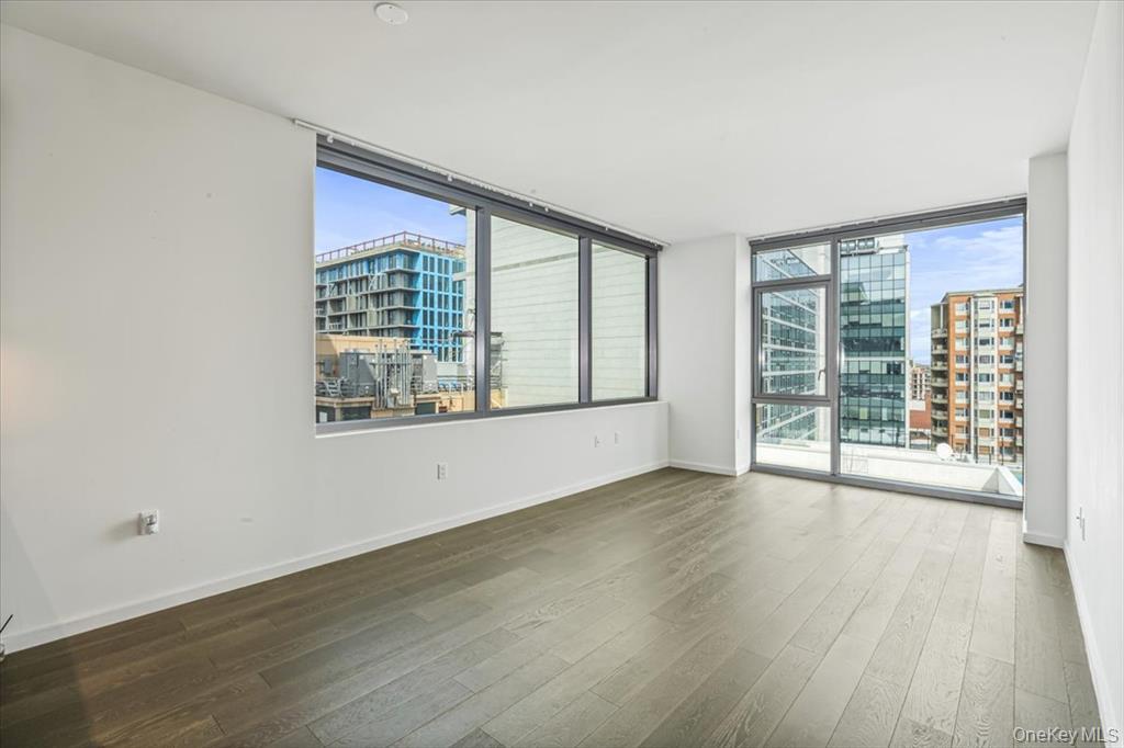 13336 37 Avenue # 11H, Flushing, NY 11354