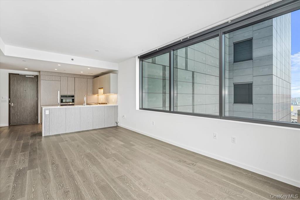 13336 37 Avenue # 11H, Flushing, NY 11354