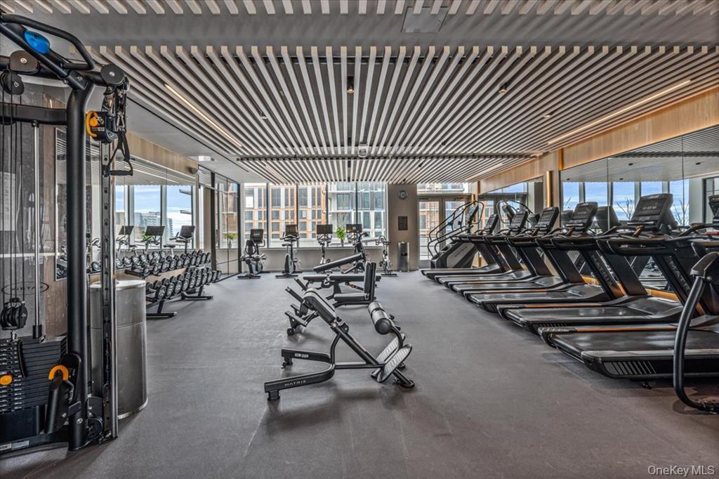 13336 37 Avenue # 11H, Flushing, NY 11354