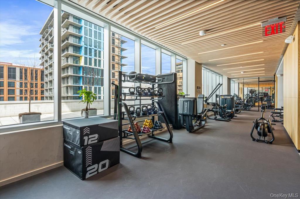 13336 37 Avenue # 11H, Flushing, NY 11354