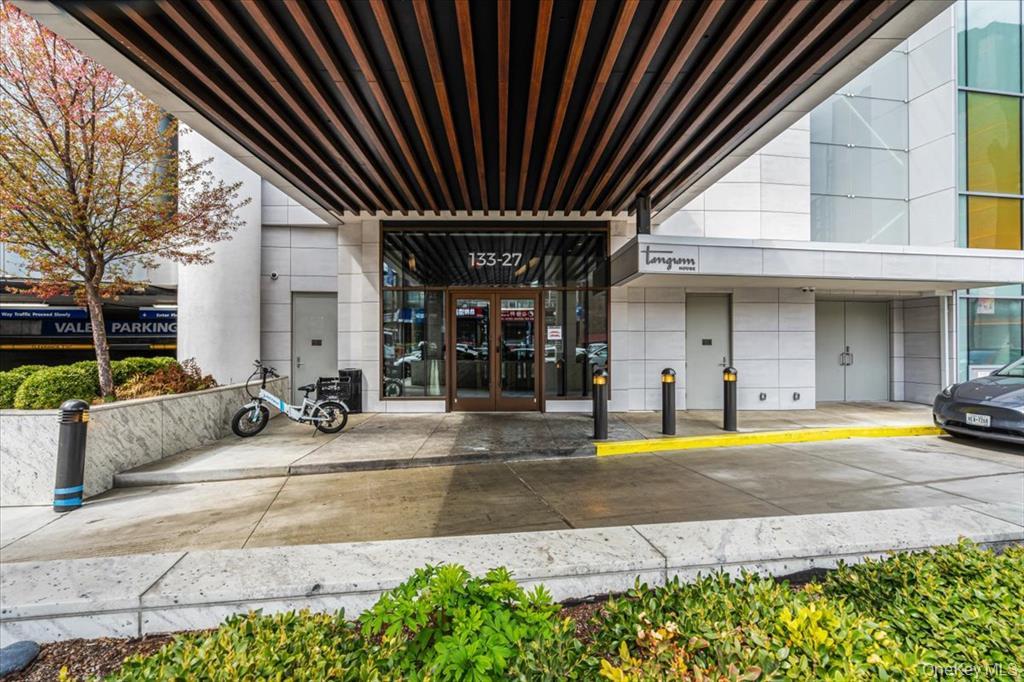 13336 37 Avenue # 11H, Flushing, NY 11354