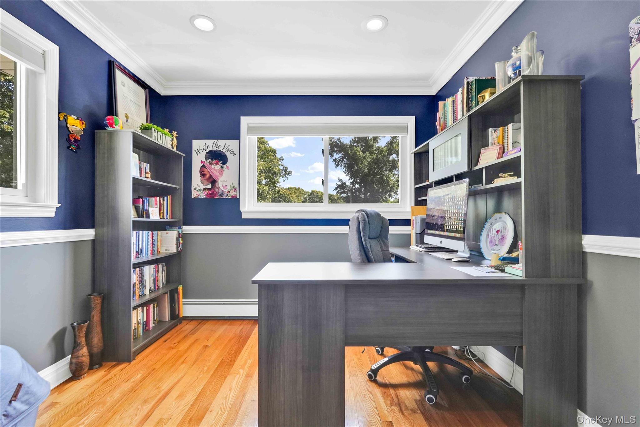 2 Amherst Lane, Smithtown, NY 11787