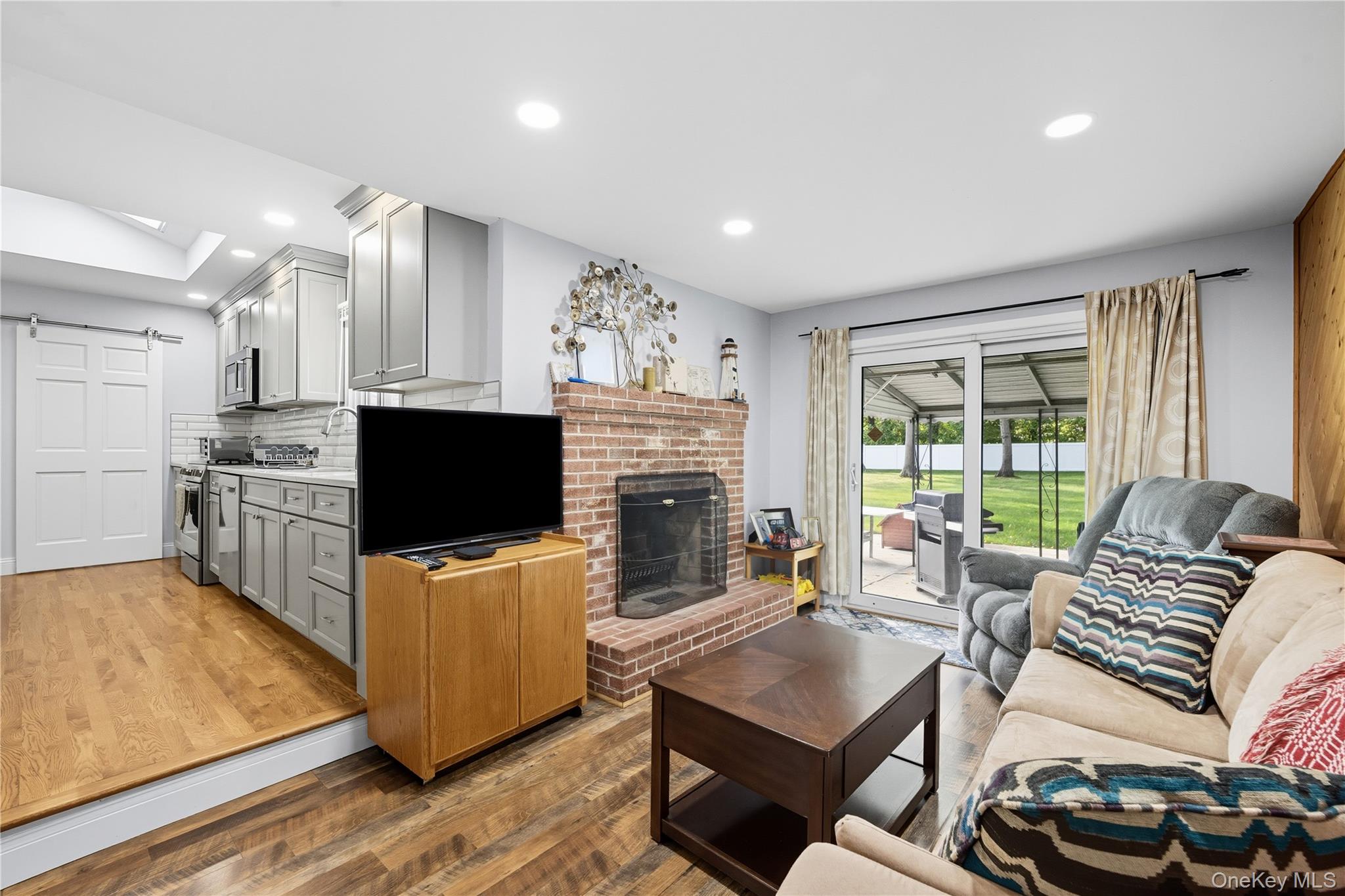 20 MacArthur Boulevard, Hauppauge, NY 11788