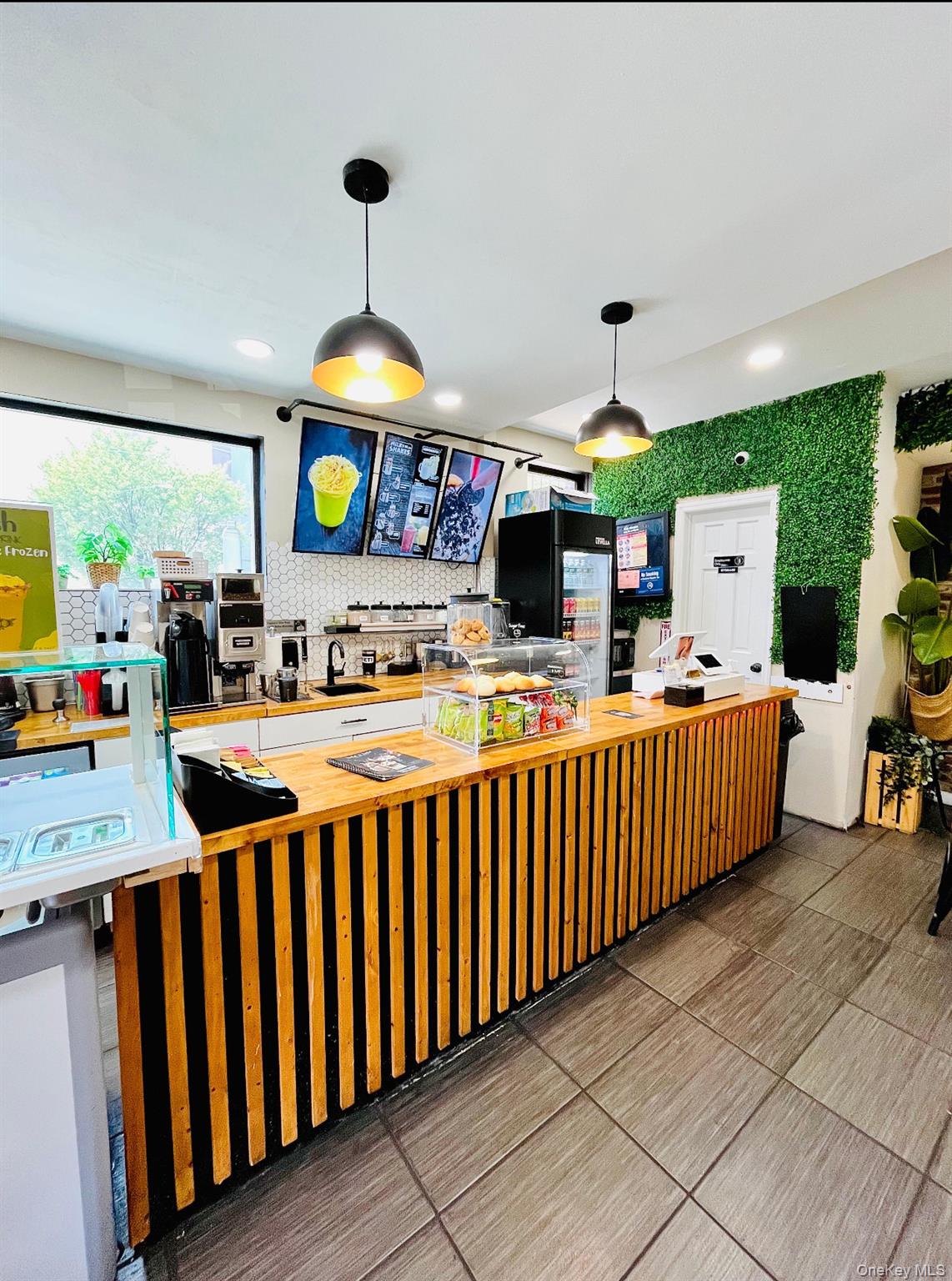 29-15 Astoria Boulevard, Astoria, NY 11102