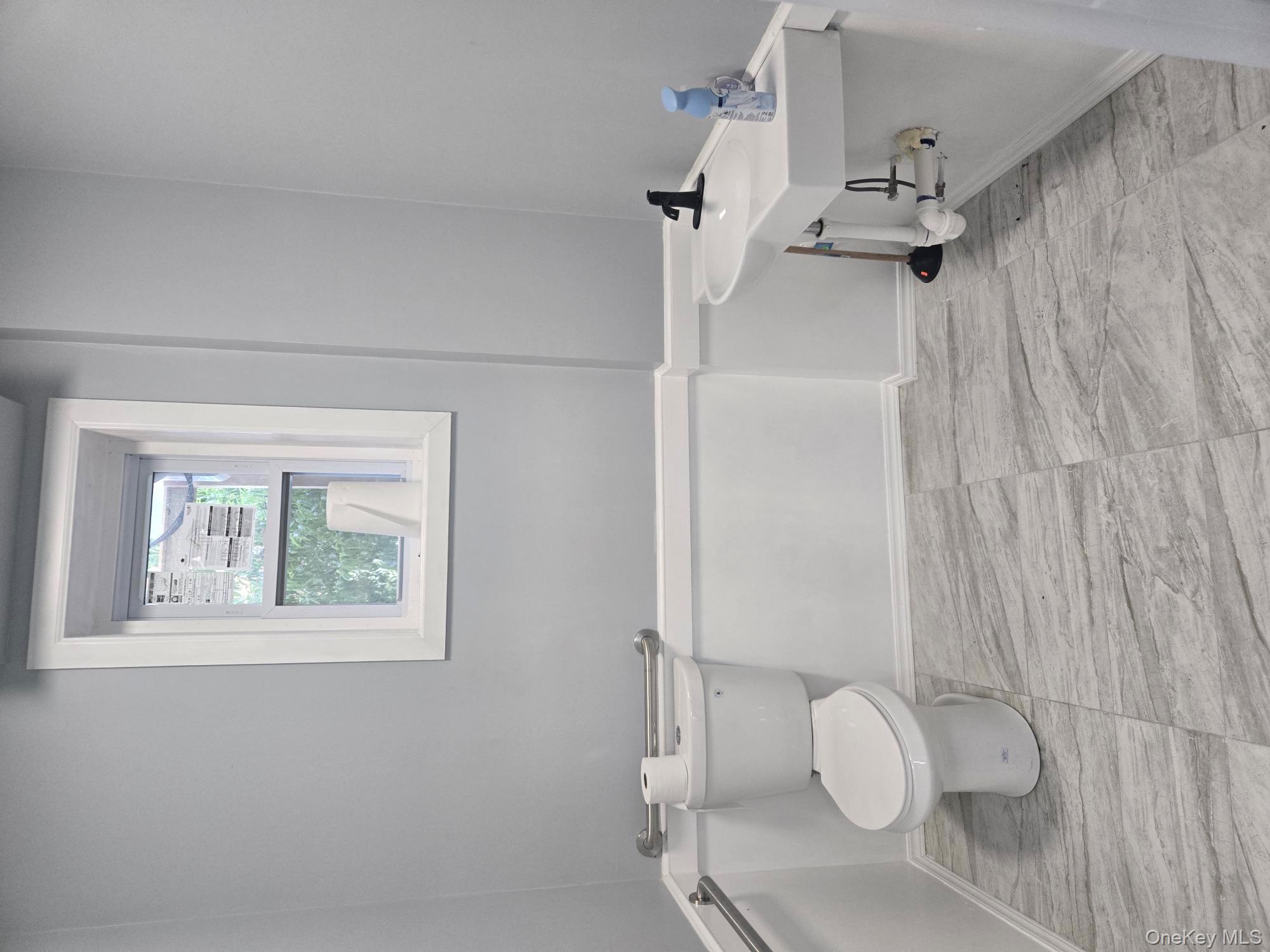 126 W 1st Street # Office, Mount Vernon, NY 10550