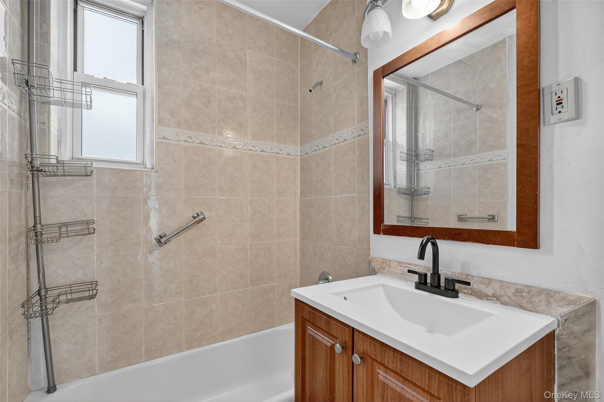 1425 Thieriot Avenue # 2A, Bronx, NY 10460