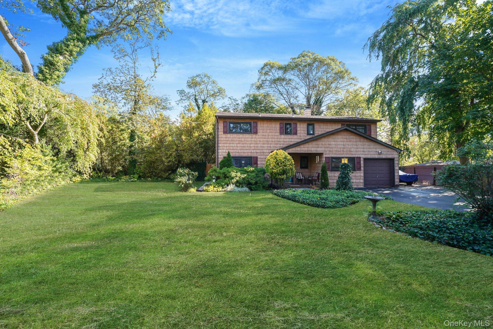 3 Milford Drive, Central Islip, NY 11722