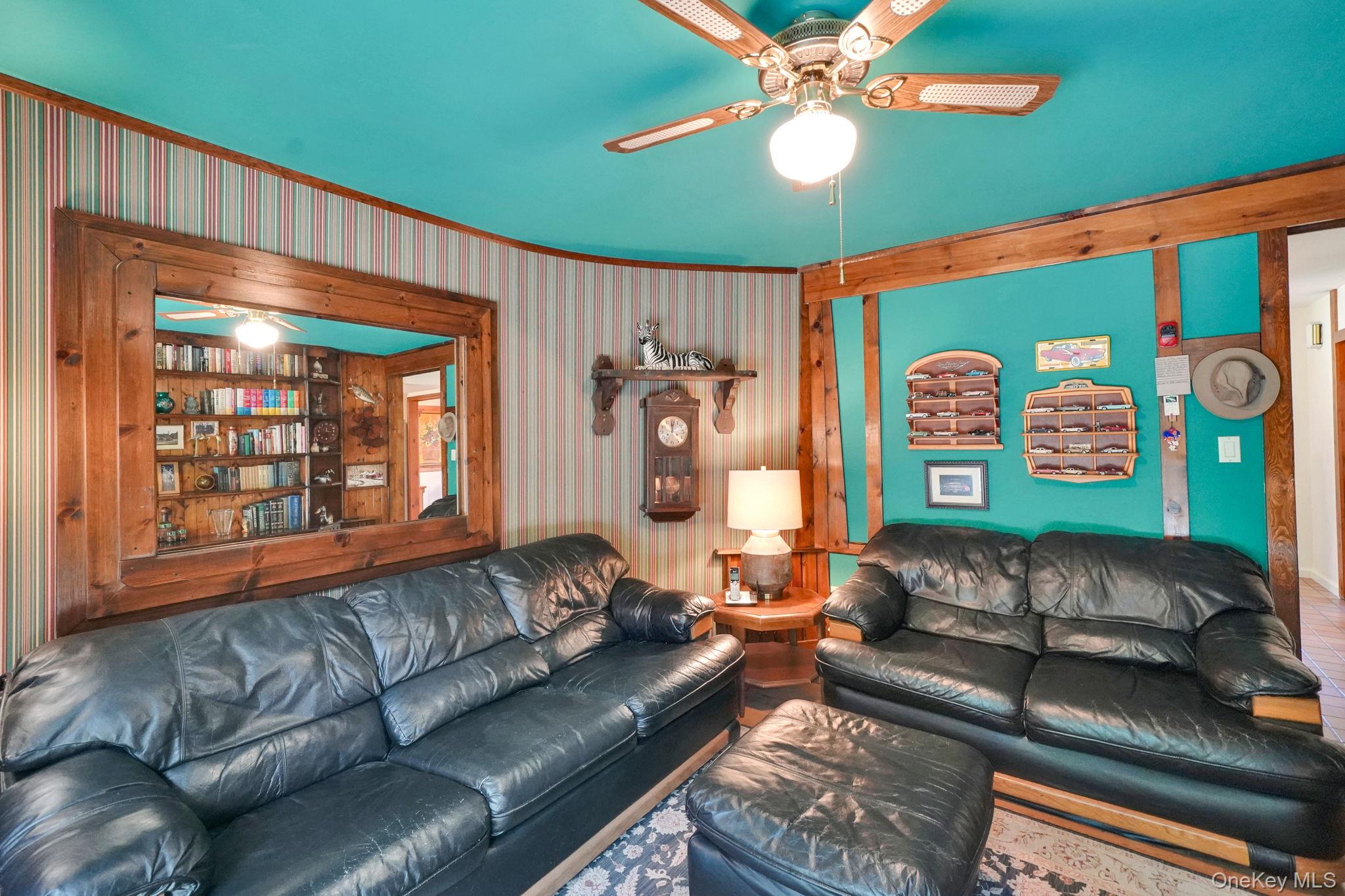 3 Milford Drive, Central Islip, NY 11722