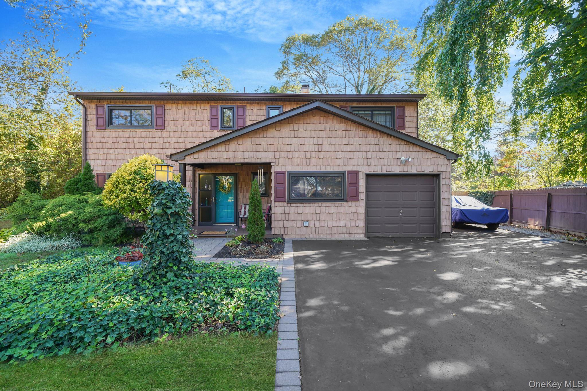 3 Milford Drive, Central Islip, NY 11722