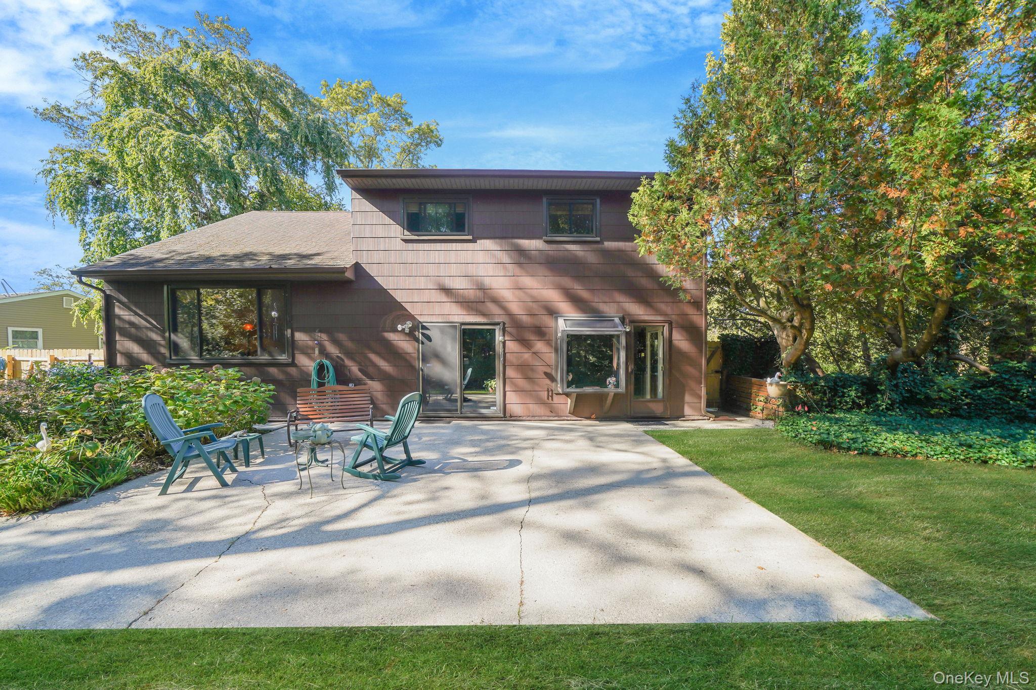 3 Milford Drive, Central Islip, NY 11722