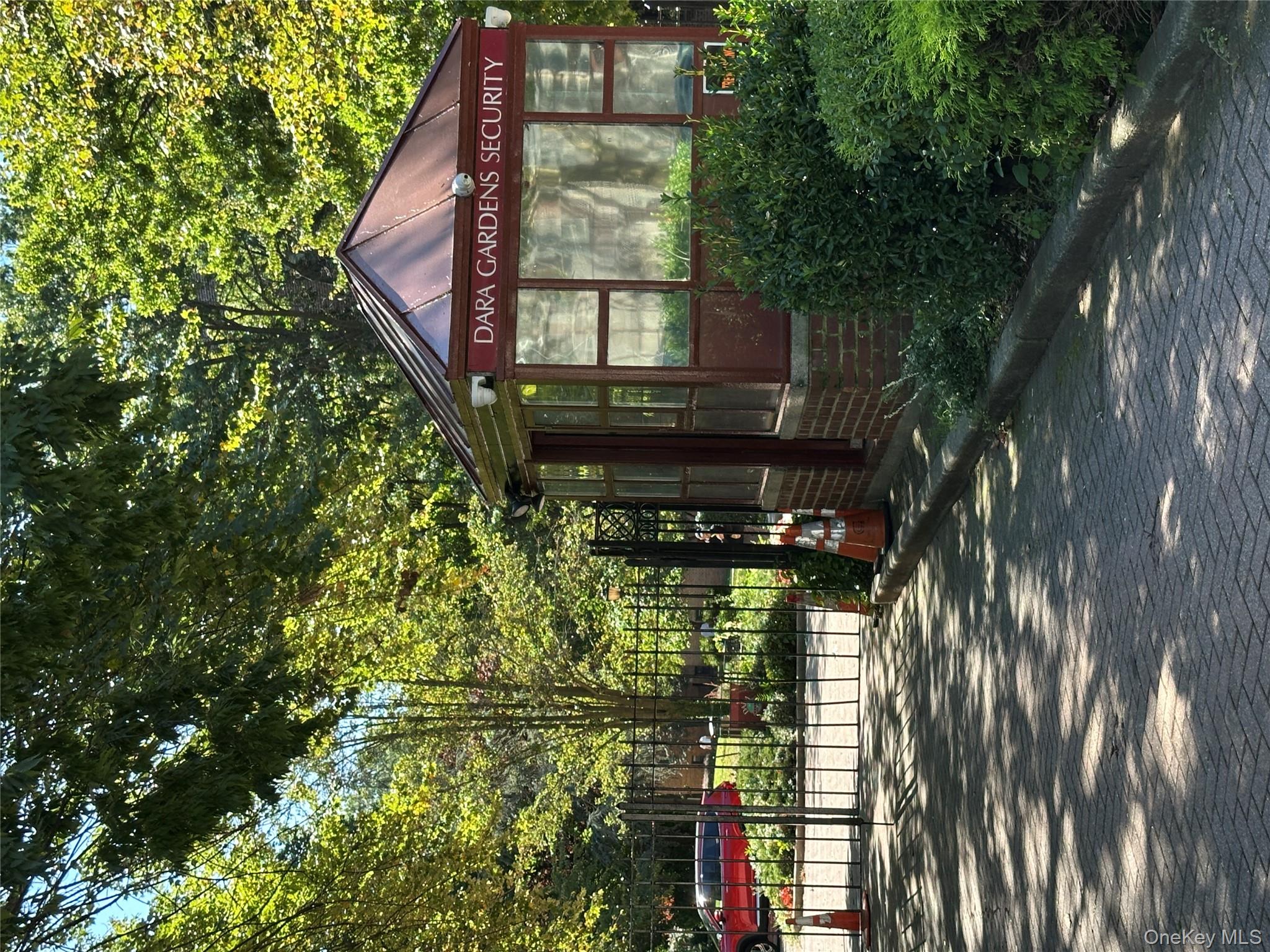 15040 71st AVE # 4G, Flushing, NY 11367