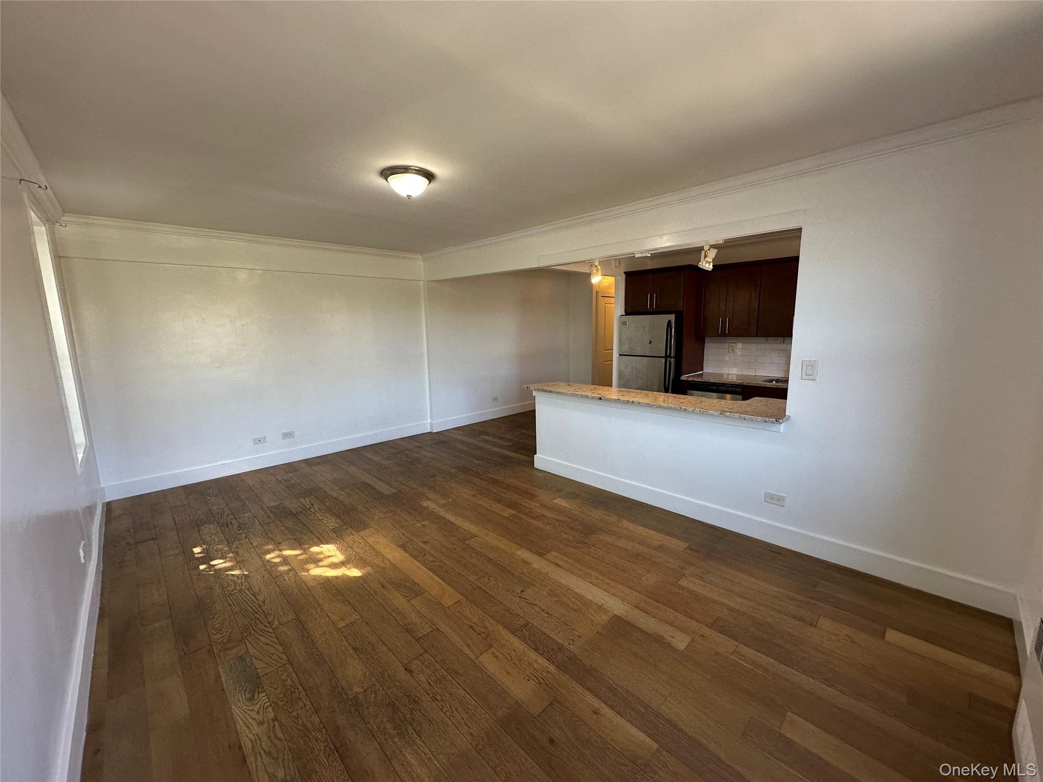 15040 71st AVE # 4G, Flushing, NY 11367