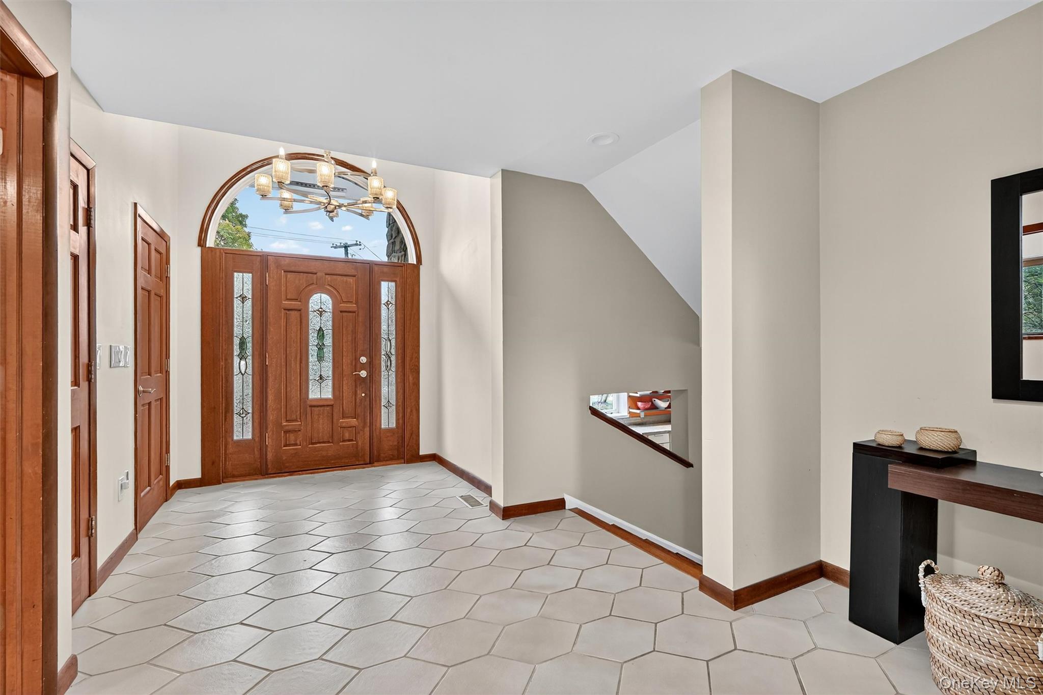 2 Tenny Lane, Cornwall, NY 12518