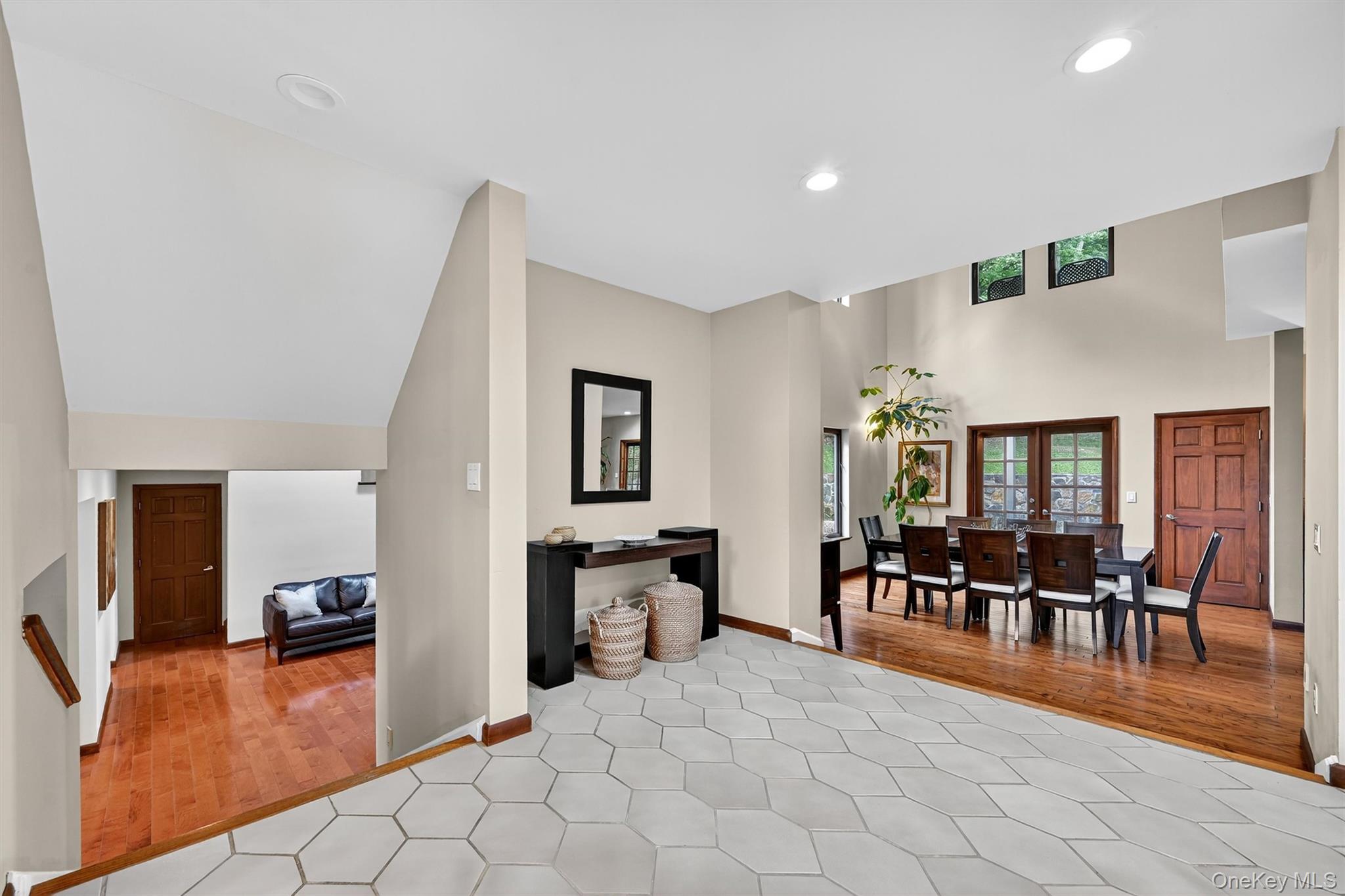 2 Tenny Lane, Cornwall, NY 12518