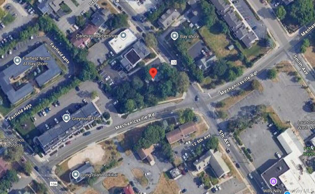 24 5th Avenue, Bay Shore, NY 11706