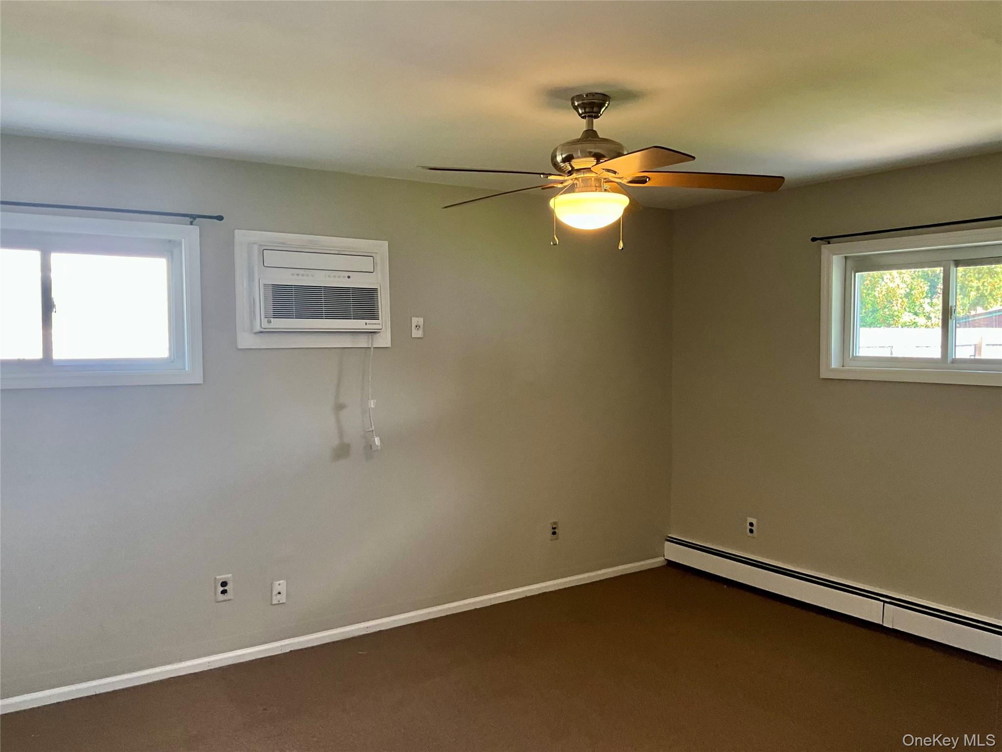 17 Rural Lane, Levittown, NY 11756