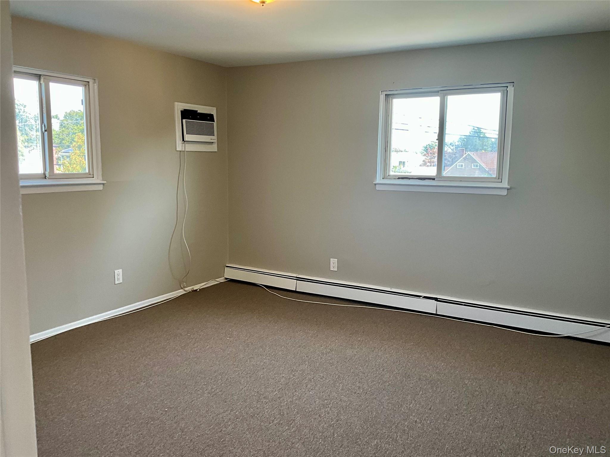 17 Rural Lane, Levittown, NY 11756