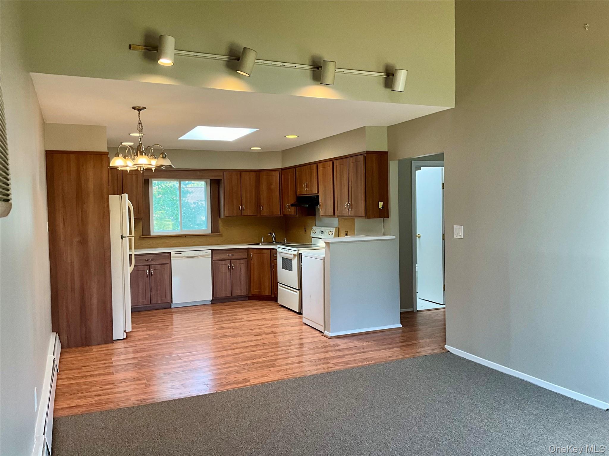 17 Rural Lane, Levittown, NY 11756