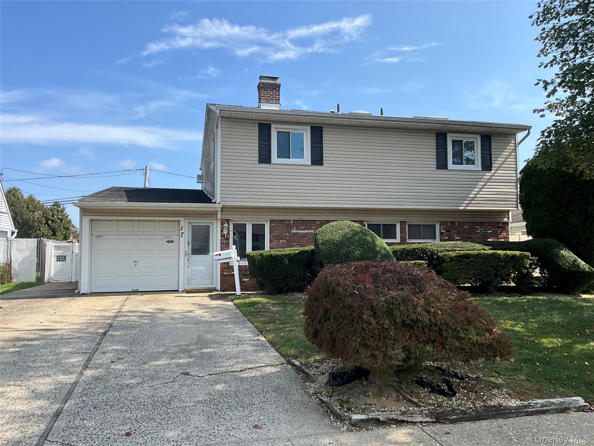 17 Rural Lane, Levittown, NY 11756