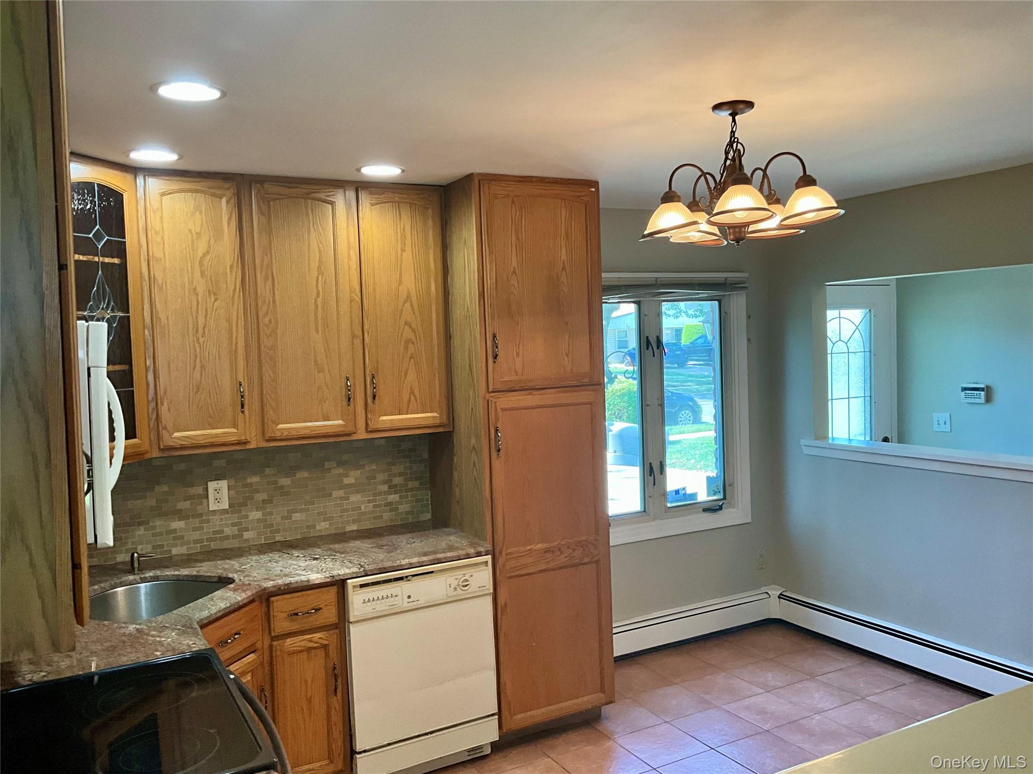 17 Rural Lane, Levittown, NY 11756