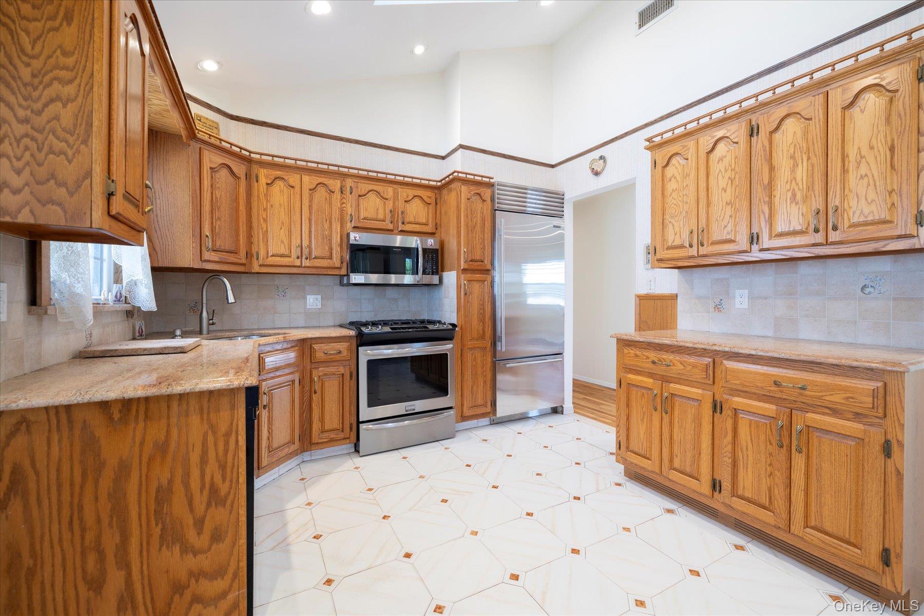 101 Stuart Avenue, Malverne, NY 11565