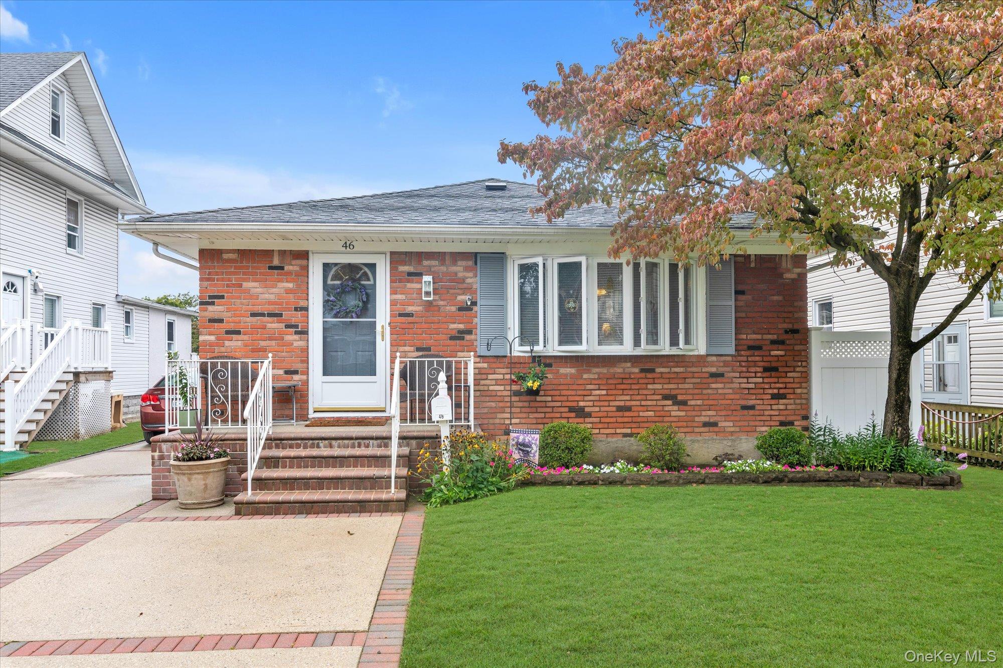 46 Forest Avenue, Valley Stream, NY 11581