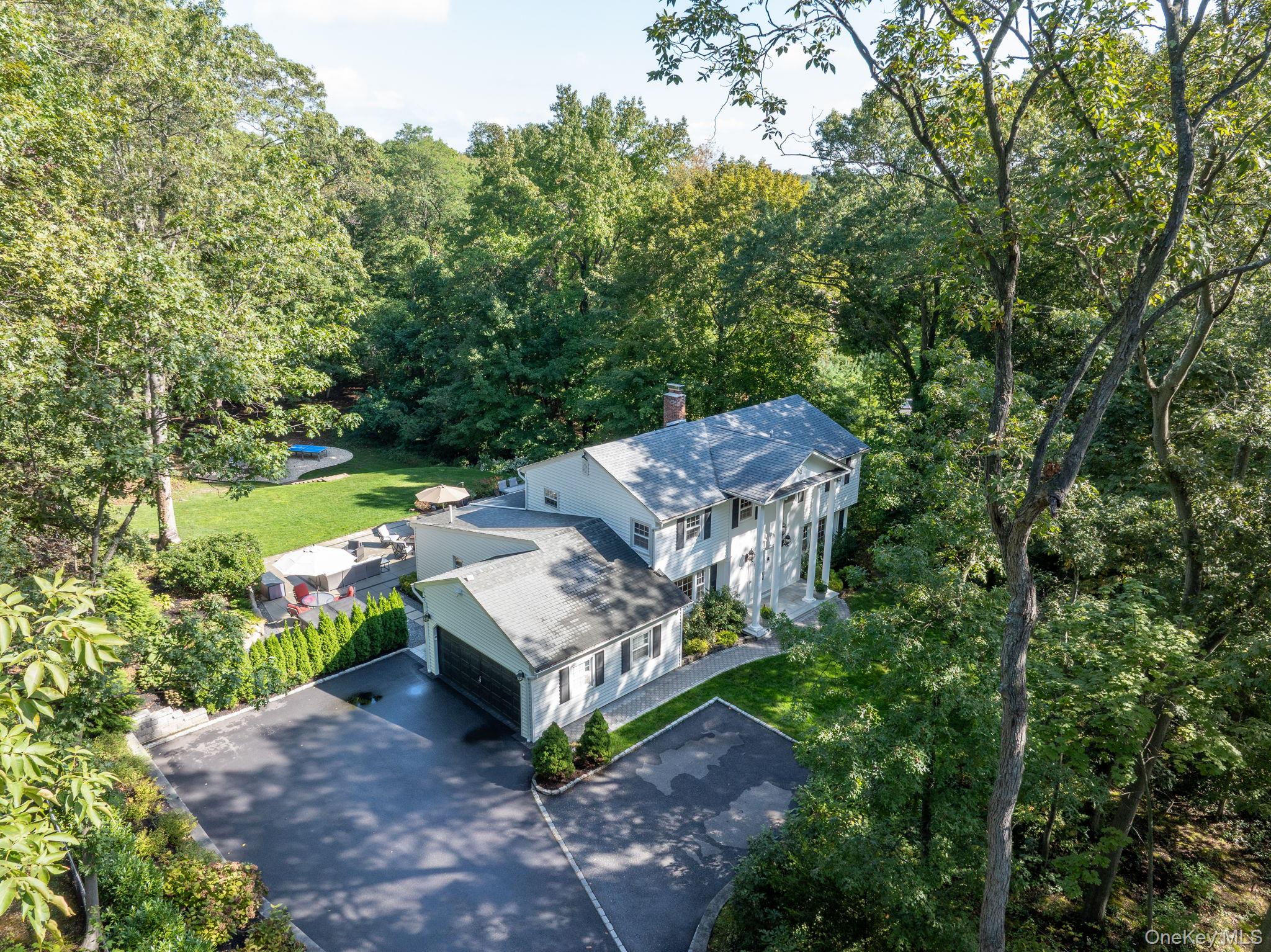 511 Wolf Hill Road, Dix Hills, NY 11746