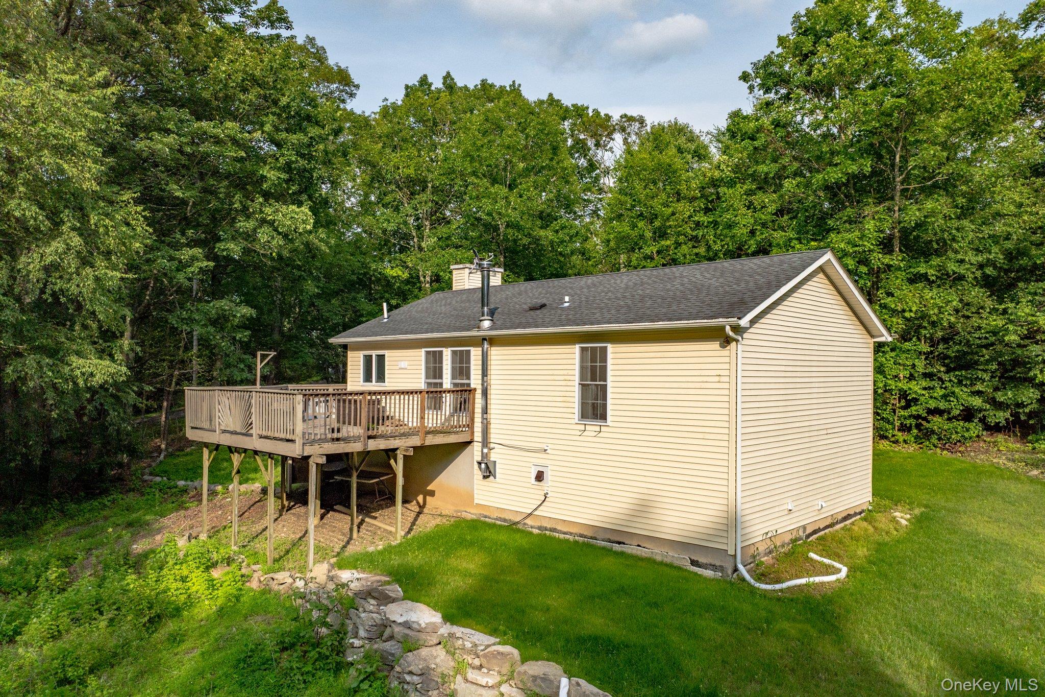 151 School House Road, Middletown, NY 10940