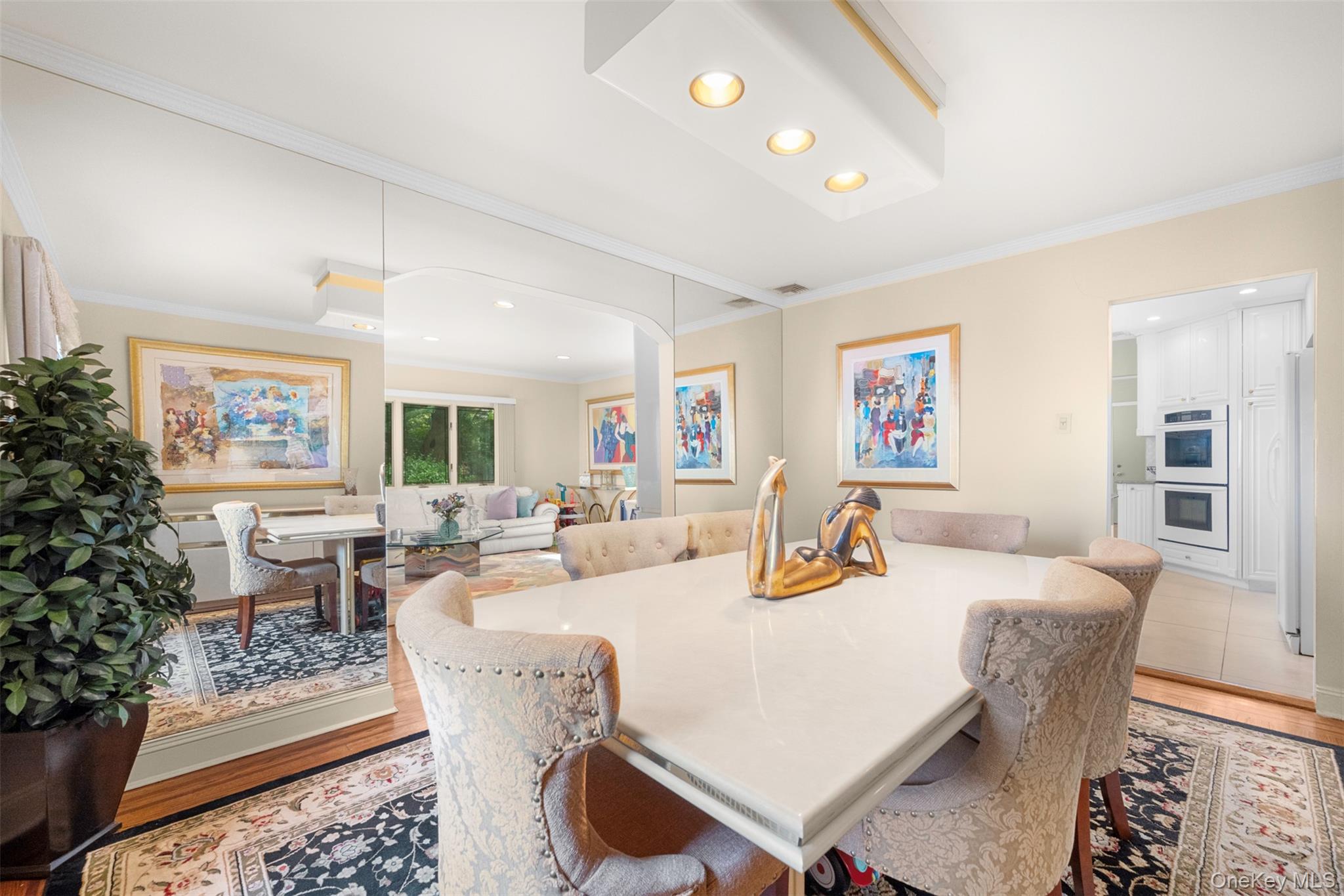 23 Parkside Drive, Great Neck, NY 11021