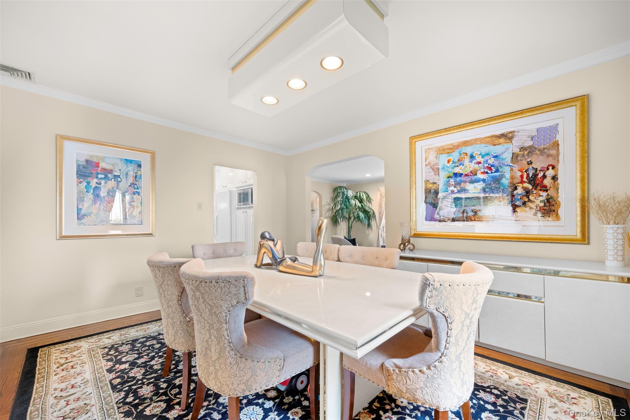 23 Parkside Drive, Great Neck, NY 11021