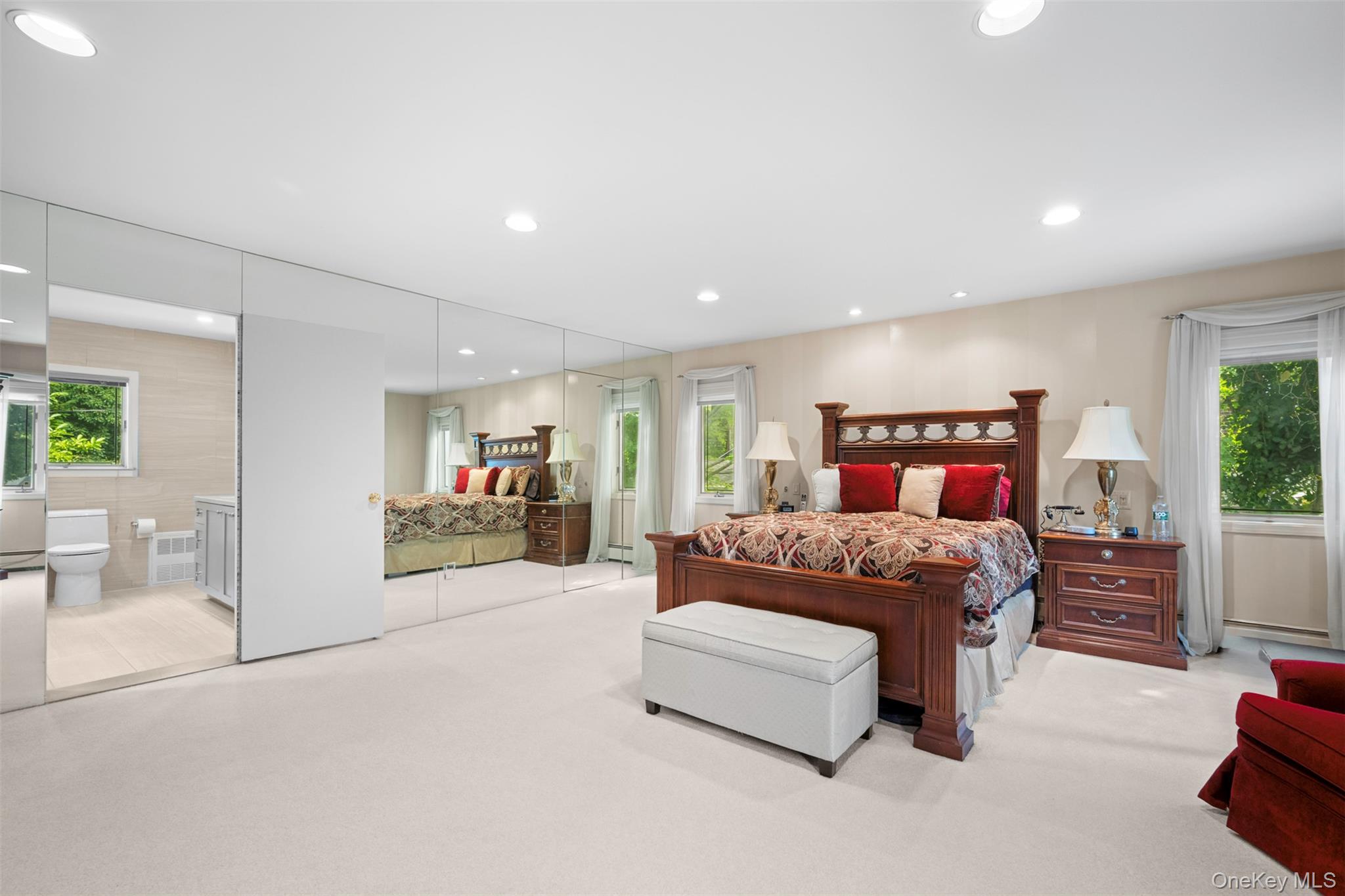 23 Parkside Drive, Great Neck, NY 11021