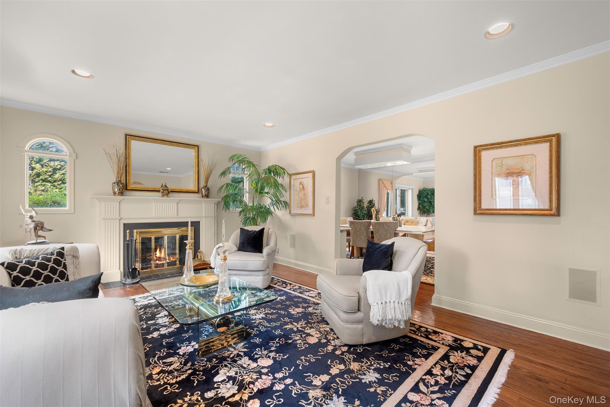 23 Parkside Drive, Great Neck, NY 11021