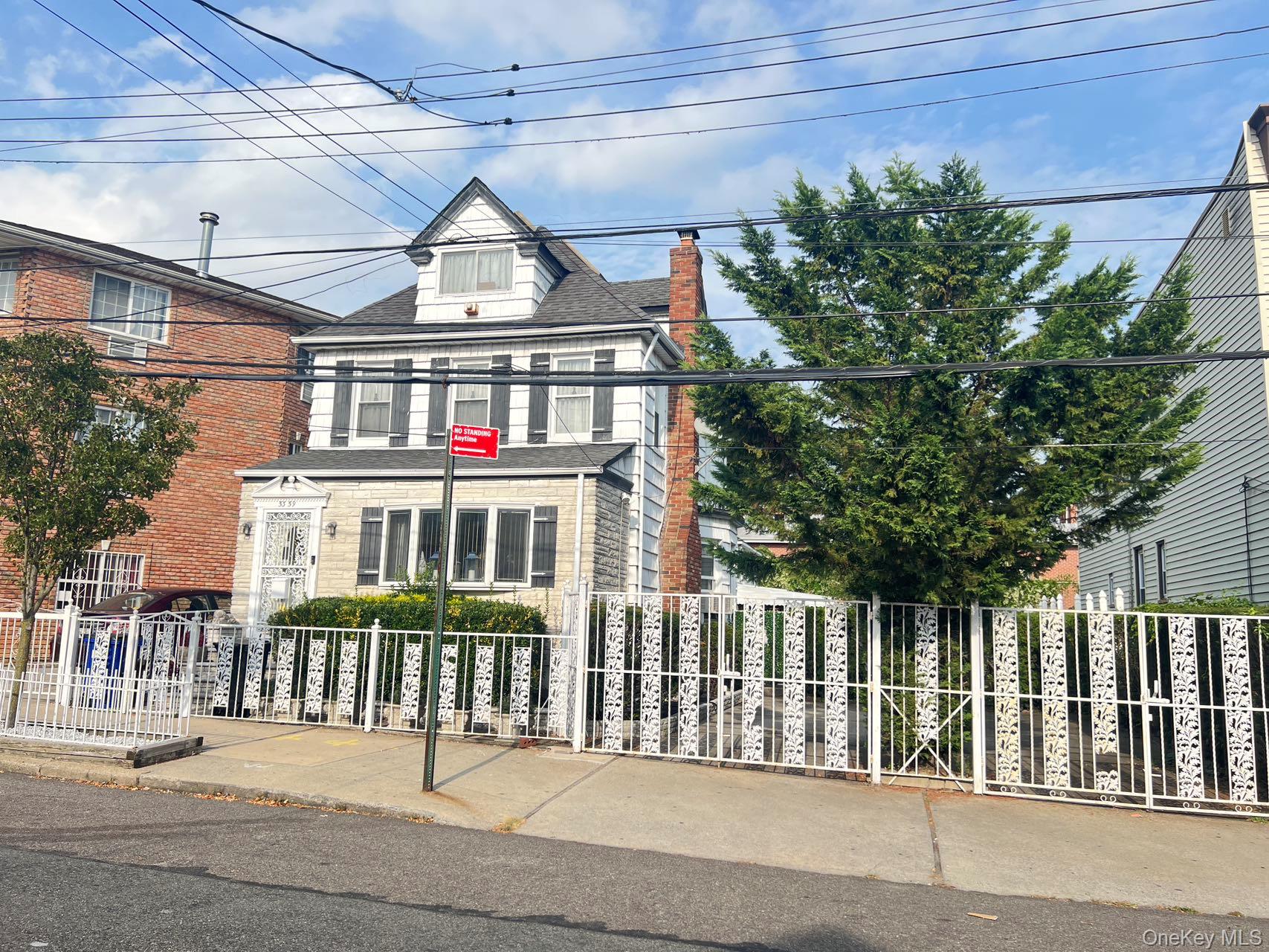 5359 72nd Place, Maspeth, NY 11378