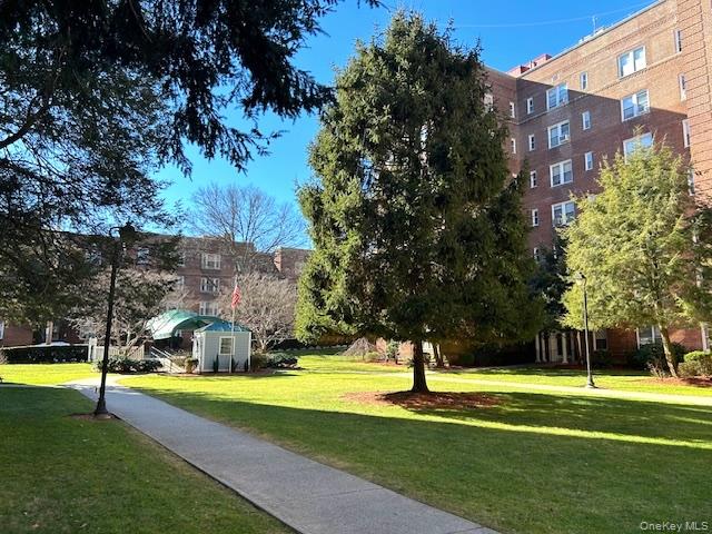 90 BRYANT Avenue # F-3D, White Plains, NY 10605