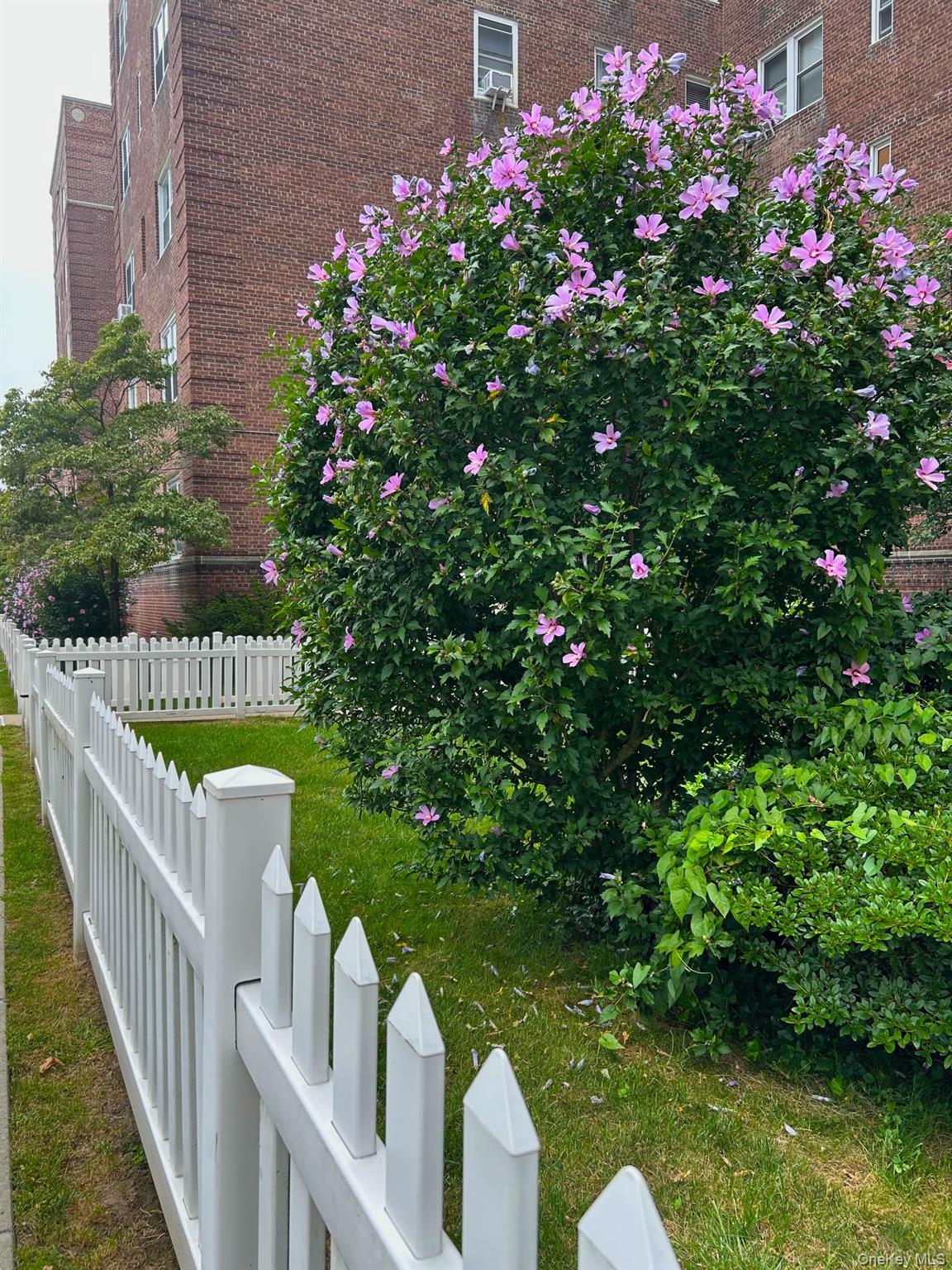 90 BRYANT Avenue # F-3D, White Plains, NY 10605