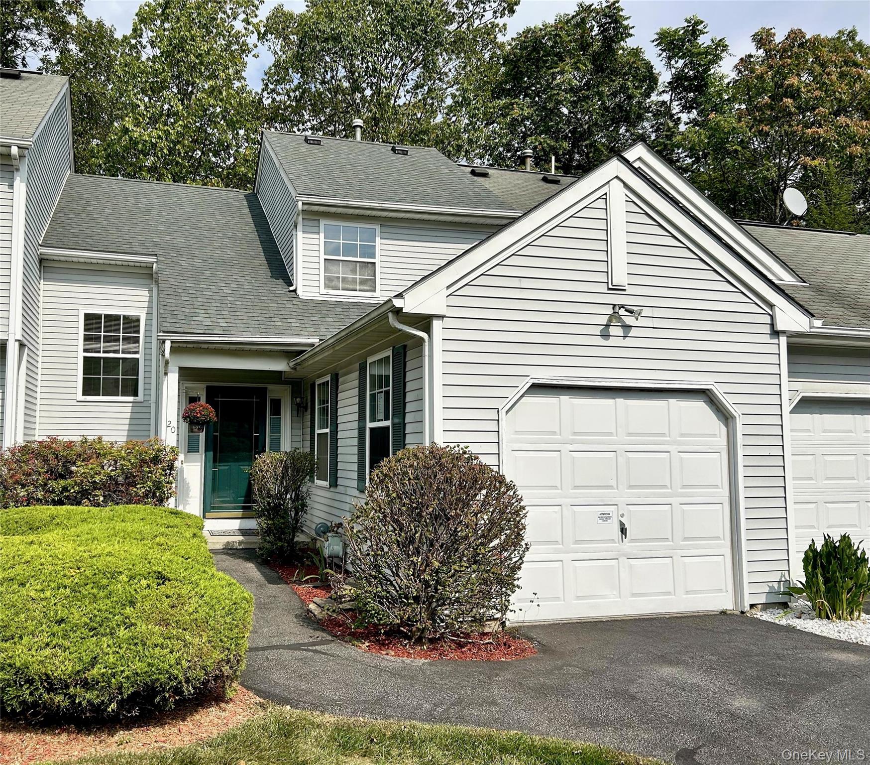 20 Woodbine Drive, Highland Mills, NY 10930