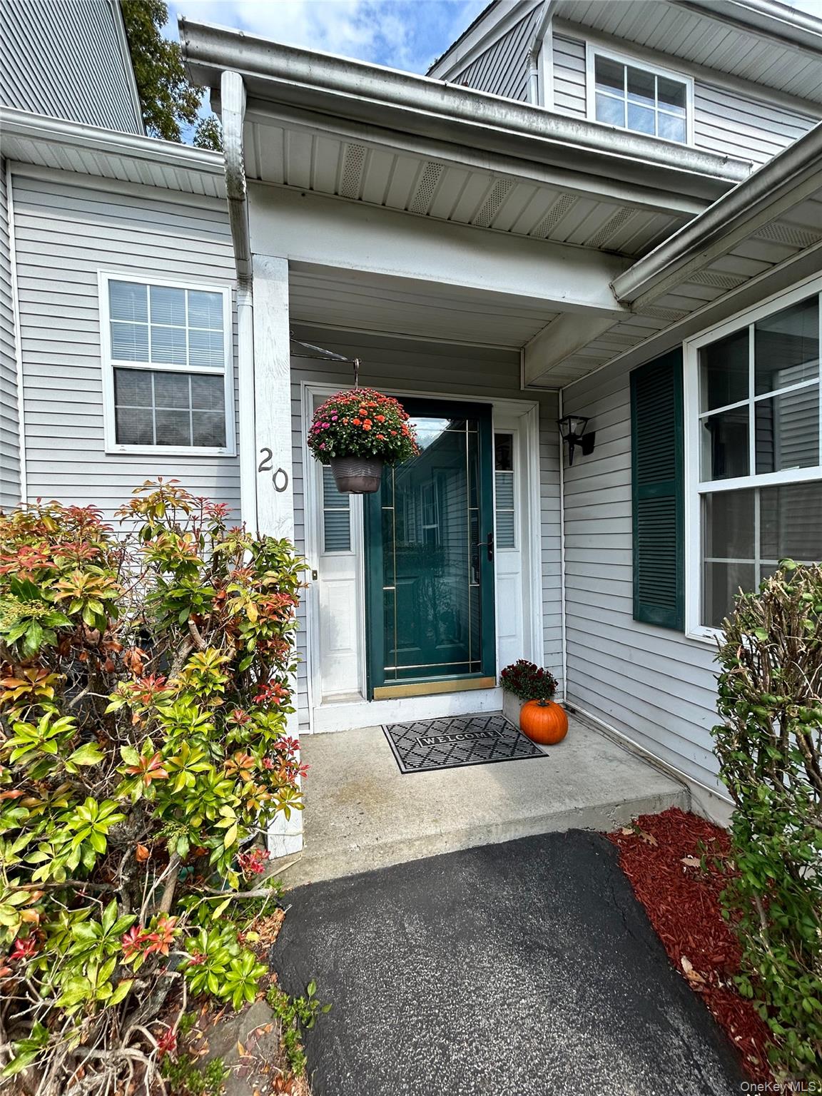 20 Woodbine Drive, Highland Mills, NY 10930