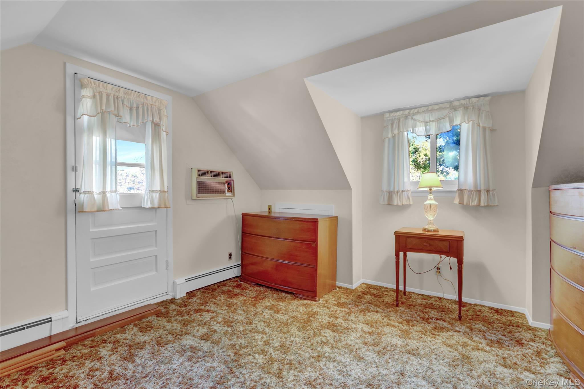 142 N Chestnut Street, Massapequa, NY 11758