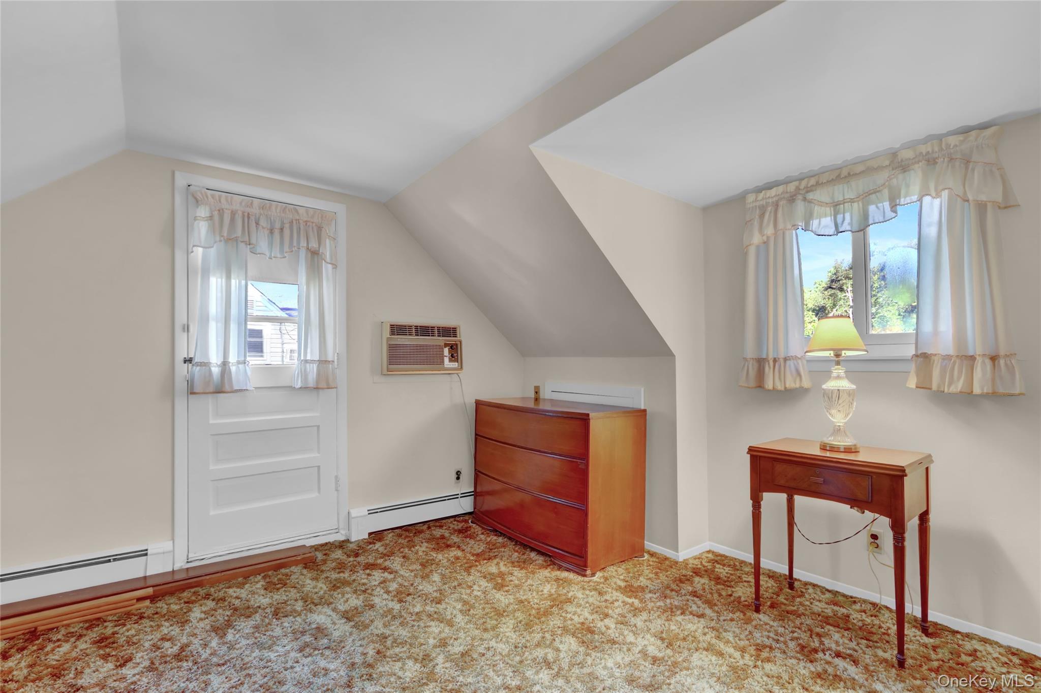 142 N Chestnut Street, Massapequa, NY 11758