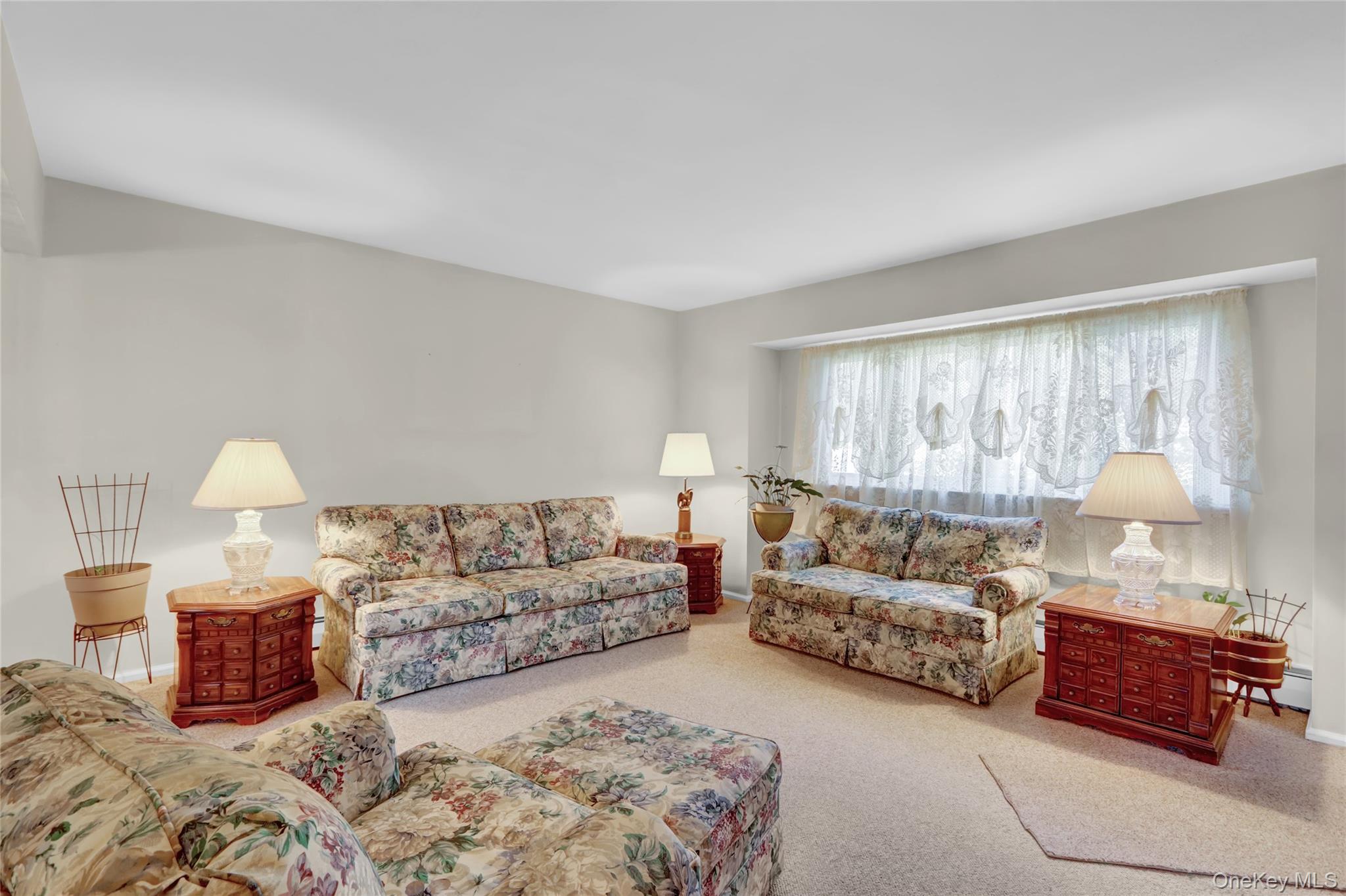 142 N Chestnut Street, Massapequa, NY 11758