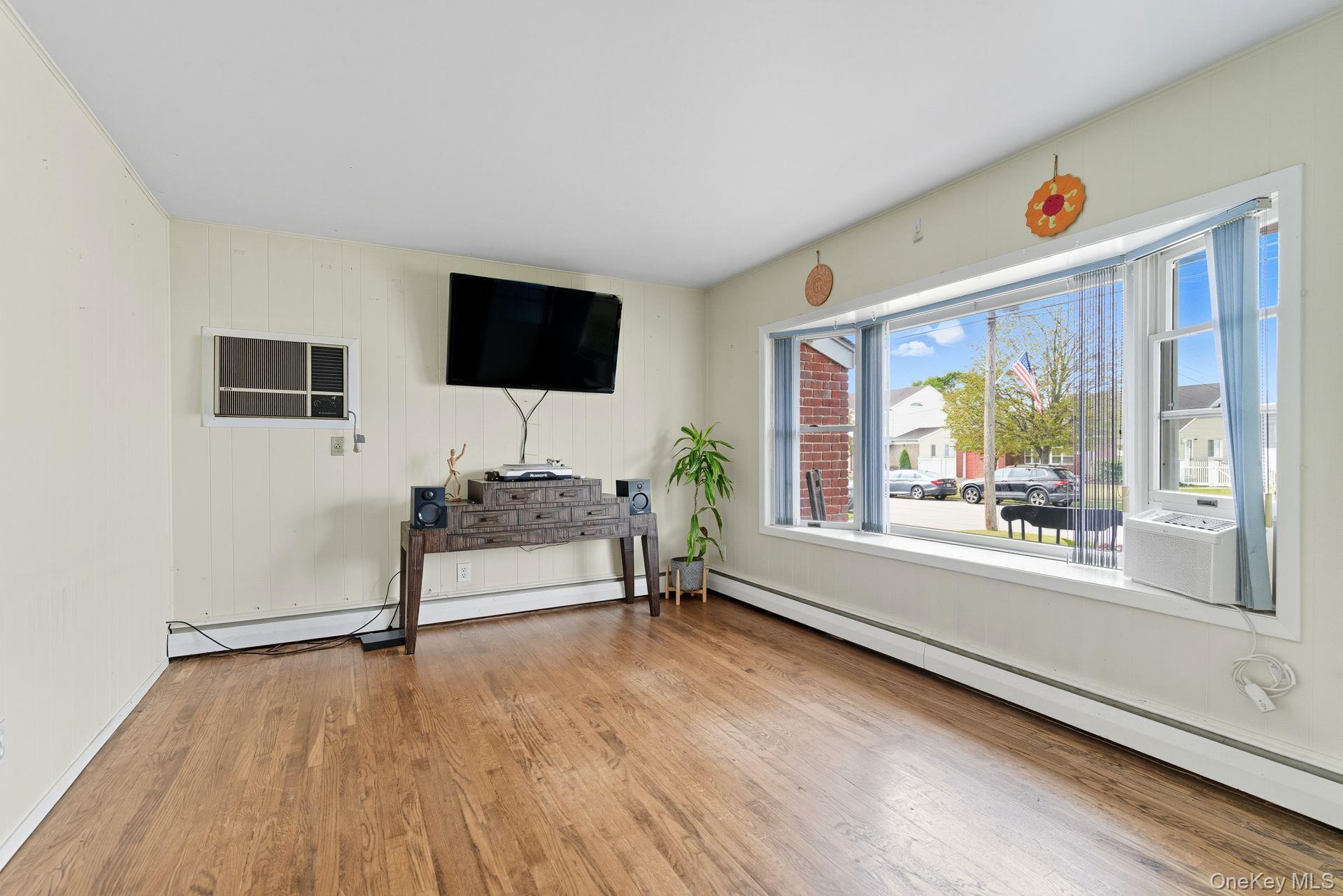 395 Pacific Street, Massapequa Park, NY 11762