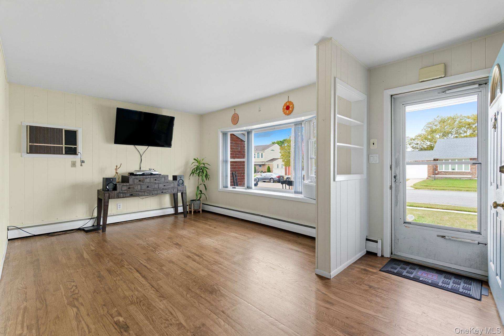 395 Pacific Street, Massapequa Park, NY 11762